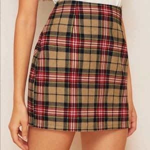 🌻Plaid skirt